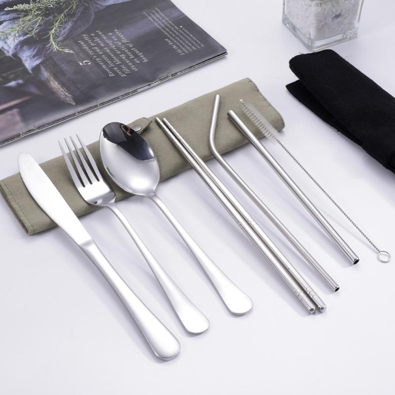 طقم أدوات مائدة للسفر مكون من  - مراجعة Camp Utensil Set وسعره